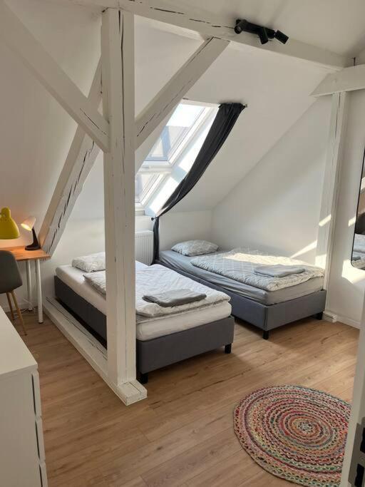 Apartment Moderne Design-wohnung Nah An Messe Maschsee